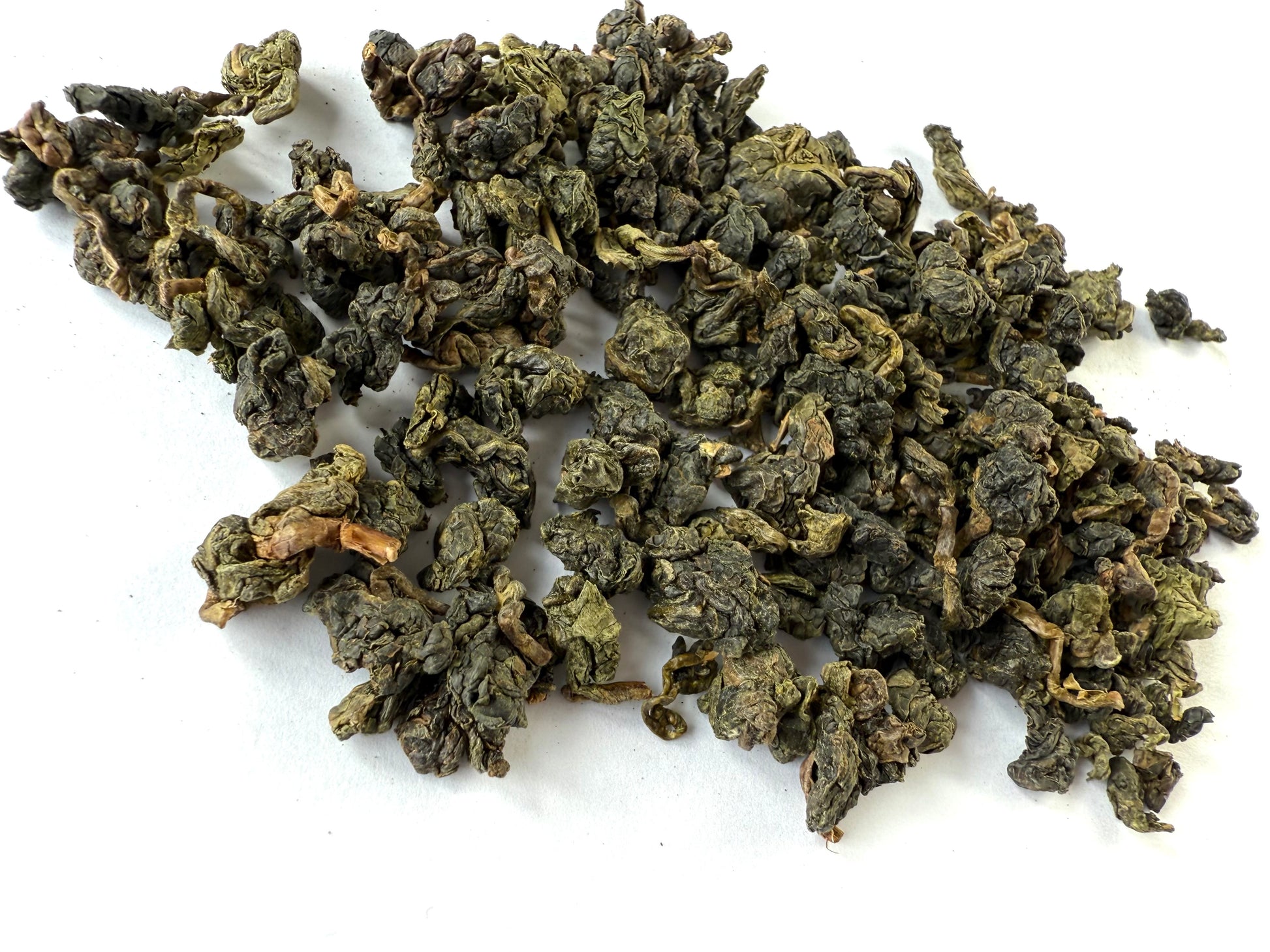 ZIRAN Misty Highlands bio Oolung teakülönlegesség, Halimun Jade Oolong / Wulong Indonézia párás hegyvidékének a különlegessége. Jáva szigetén, a Halimun hegyvidékről. Misty Highlands tea rendelés a Sonic Beanstől. 